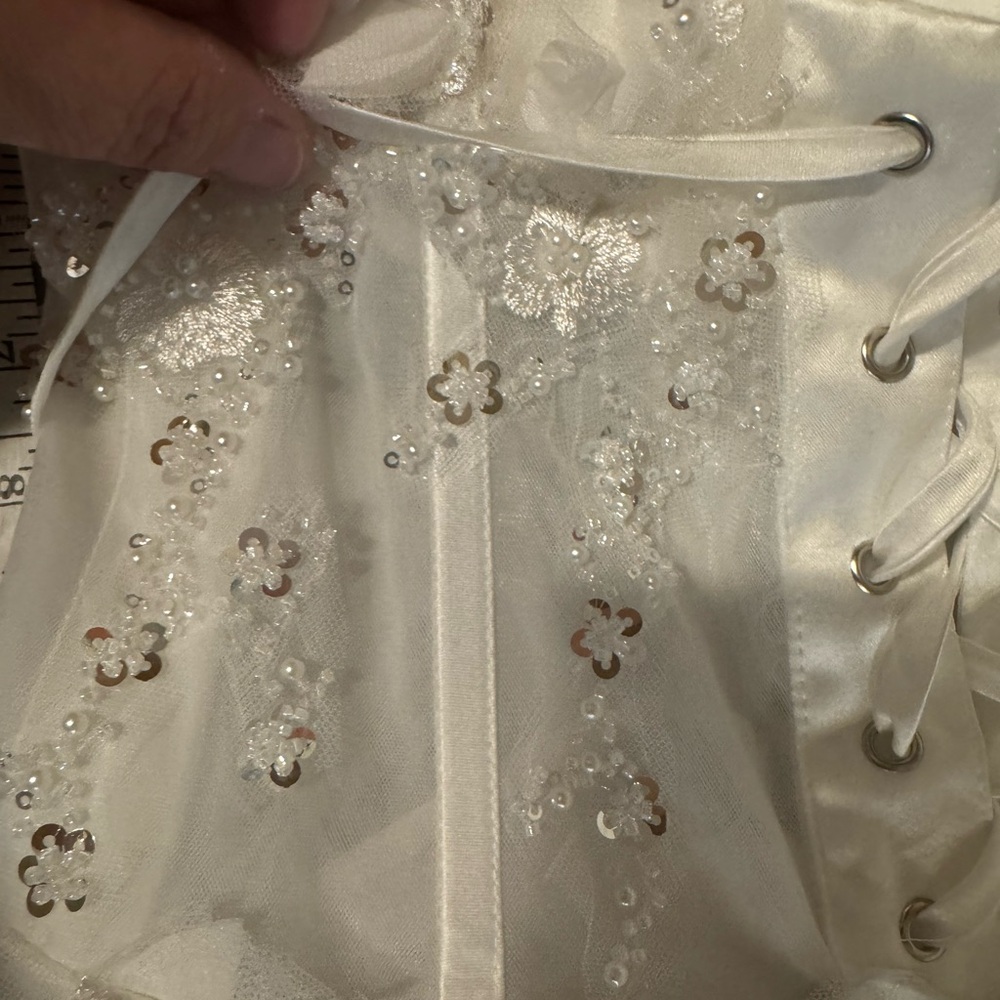 White Floral Lace Wedding Dress - Picture 13 of 16